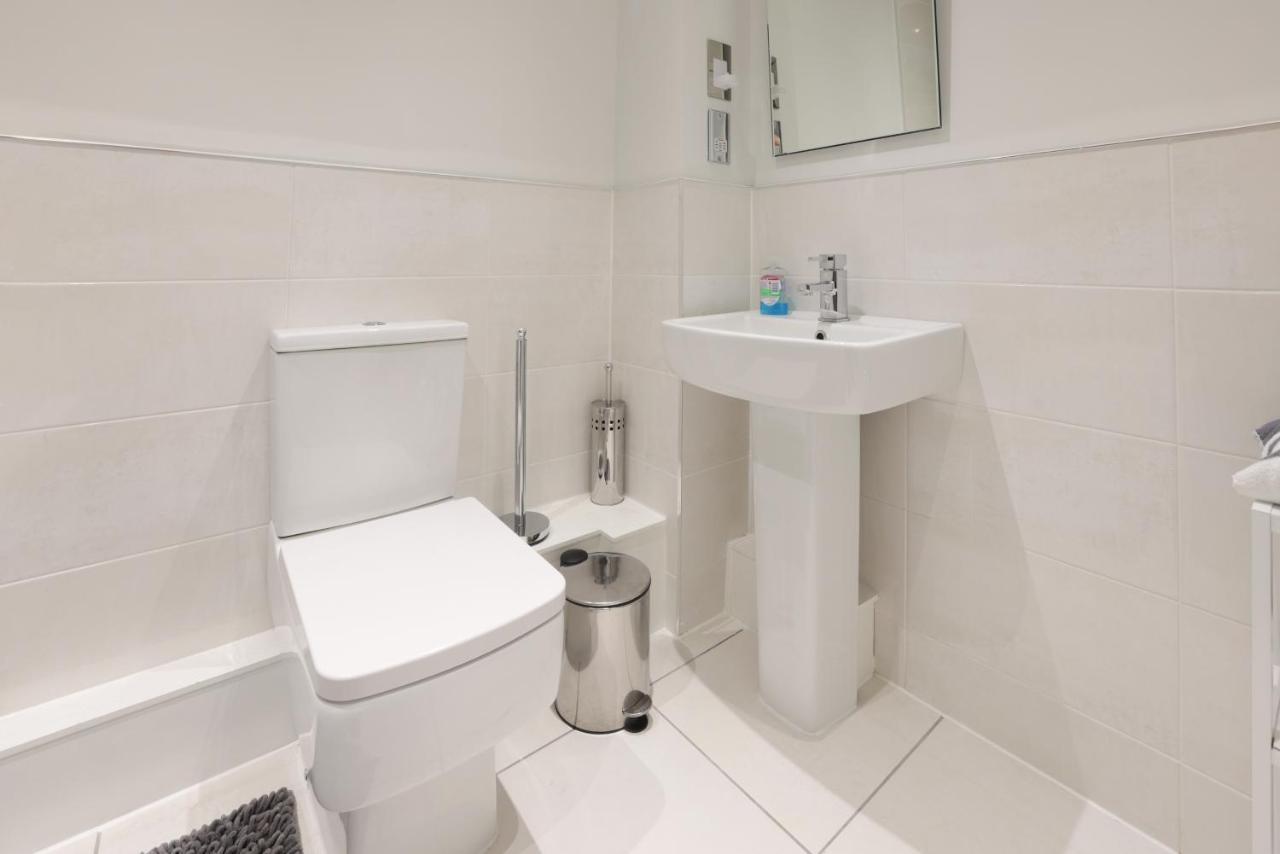 Southbank Leeds Apartment. New! With Free Parking Dış mekan fotoğraf