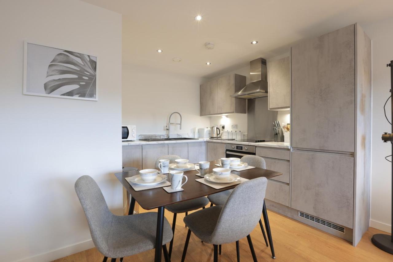 Southbank Leeds Apartment. New! With Free Parking Dış mekan fotoğraf