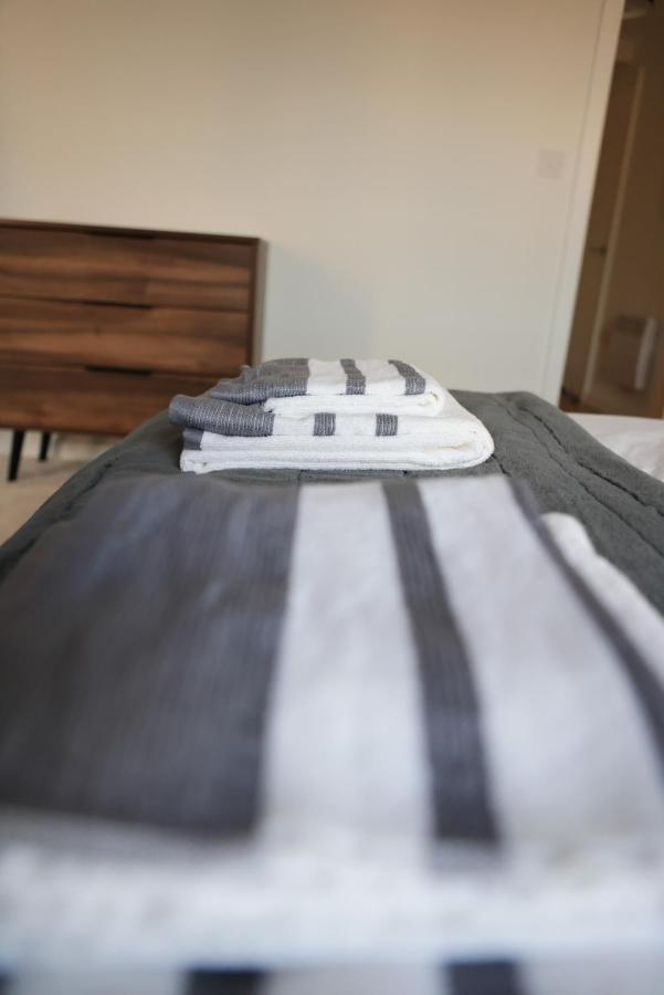 Southbank Leeds Apartment. New! With Free Parking Dış mekan fotoğraf